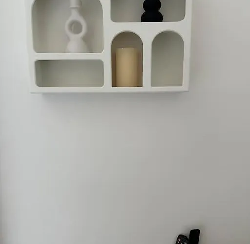 Les Lotus - Joli F2 Renove דירה